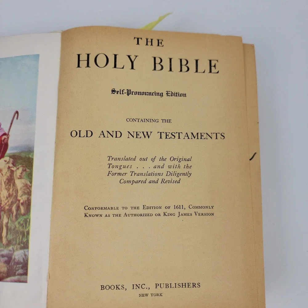 Vintage King James Version Holy Bible Books Inc White Hardcover 1961 KJV